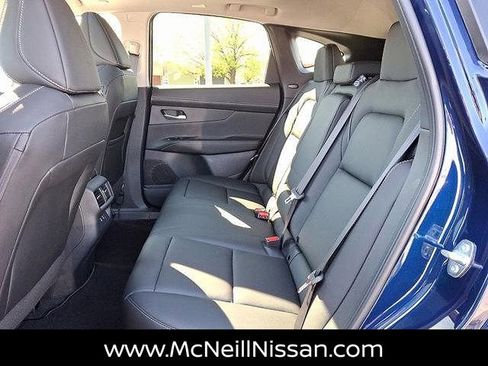 New 2025 Nissan Murano SL image 6