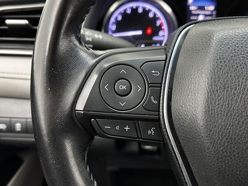 Used 2019 Toyota Camry SE image 15