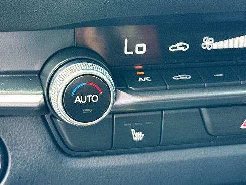 Used 2025 MAZDA CX-30 Carbon image 20