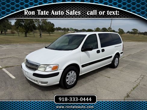 Used 2004 Chevrolet Venture Extended FWD image 1
