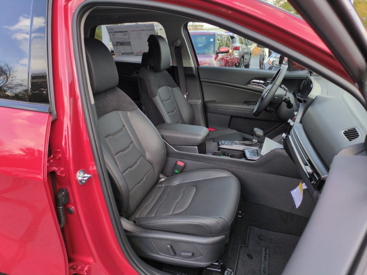 New 2027 Kia Sportage SX FWD image 28