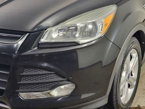 Used 2014 Ford Escape SE FWD image 9
