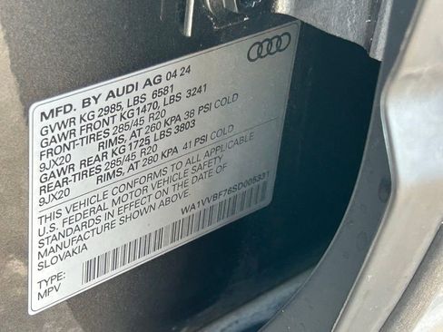 Used 2025 Audi Q7 3.0T Prestige AWD/4WD image 78