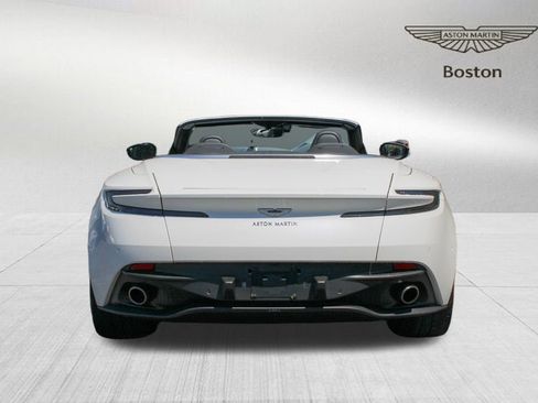 Used 2020 Aston Martin DB11 Volante RWD image 3