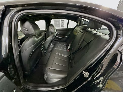 Used 2025 BMW 330i Sedan image 27