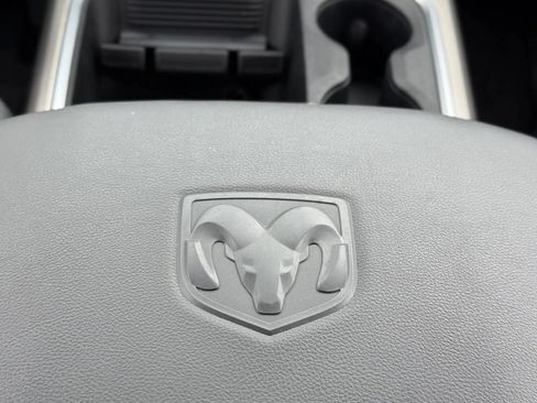 Used 2018 RAM 1500 Big Horn AWD/4WD image 47