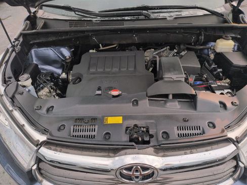 Used 2016 Toyota Highlander Limited AWD/4WD image 22