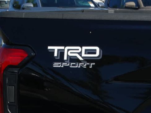 Used 2025 Toyota Tacoma TRD Sport image 10