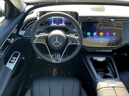 Used 2025 Mercedes-Benz E 350 Sedan image 6