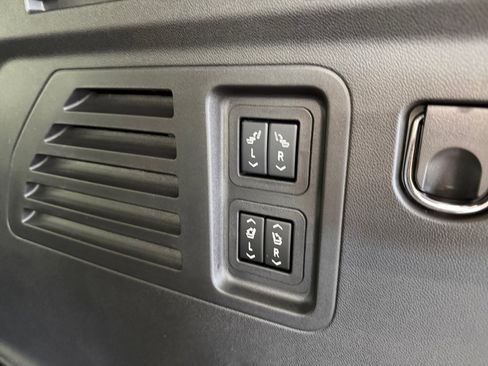 New 2026 Chevrolet Traverse High Country AWD/4WD image 31