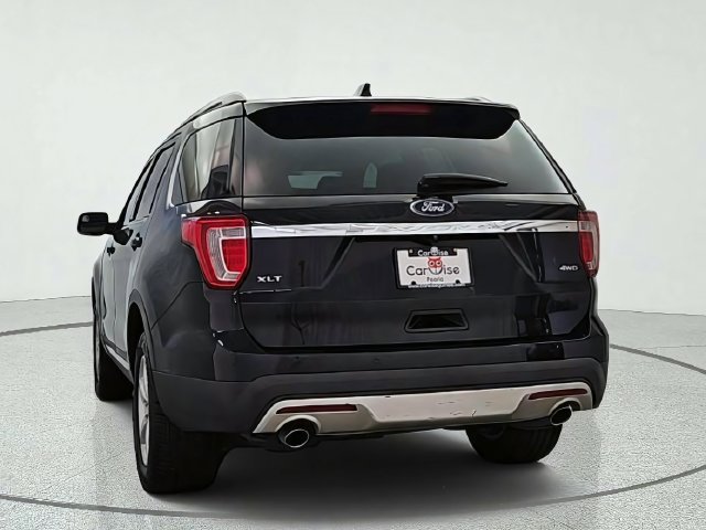 Used 2017 Ford Explorer XLT w/ Equipment Group 201A AWD/4WD image 5