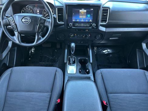 Used 2023 Nissan Frontier SV image 10