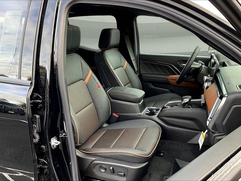 New 2026 GMC Canyon AT4 w/ Technology Plus Package image 10