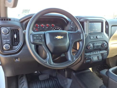 Used 2025 Chevrolet Silverado 2500 W/T w/ WT Convenience Package image 13