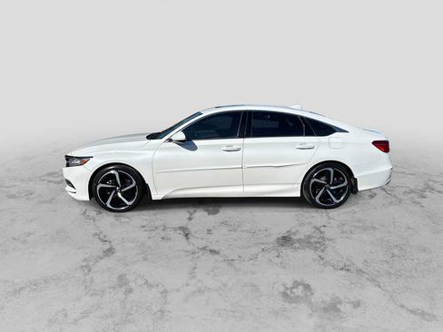 Used 2018 Honda Accord Sport image 5