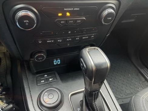 Used 2021 Ford Ranger XLT w/ Equipment Group 301A Mid image 15