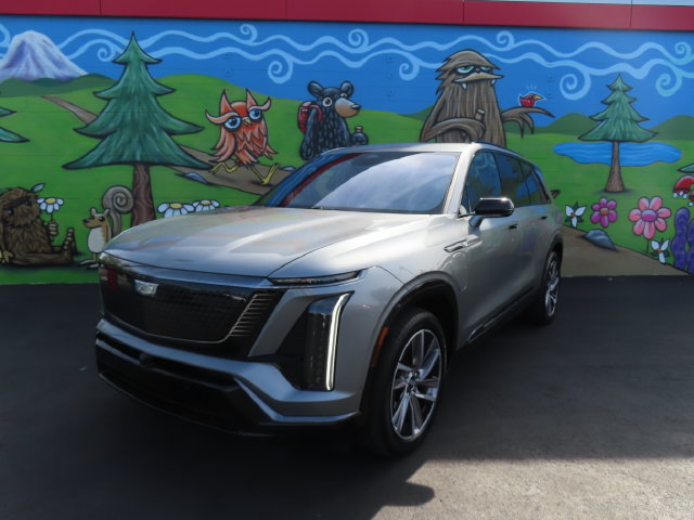 Certified 2026 Cadillac Vistiq Sport w/ LPO, Floor Liner Package AWD/4WD image 3