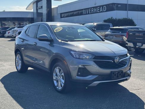 Used 2023 Buick Encore GX Preferred w/ Cold Weather Comfort Package AWD/4WD image 2