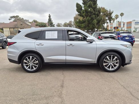 Used 2025 Acura MDX SH-AWD w/ Technology Package image 5