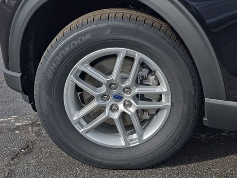 New 2026 Ford Explorer Active image 57