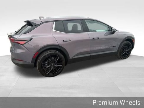 Used 2026 Chevrolet Equinox EV LT w/ LPO, Blackout Package image 15