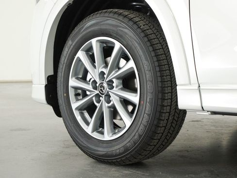 New 2025 MAZDA CX-5 AWD 2.5 S w/ Preferred Package image 8