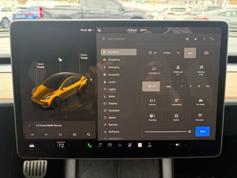 Used 2022 Tesla Model Y Performance image 43