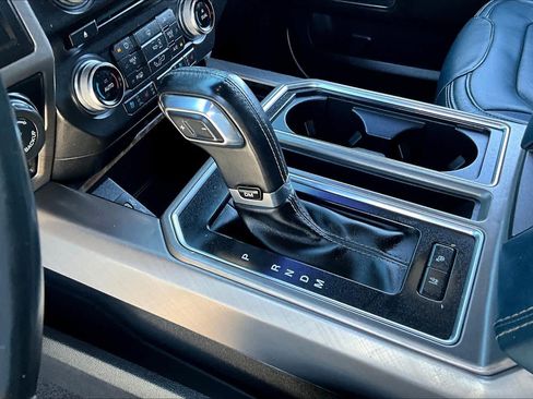 Used 2018 Ford F150 Limited image 16