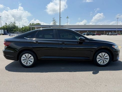 Used 2019 Volkswagen Jetta S w/ Driver Assistance Package FWD image 4