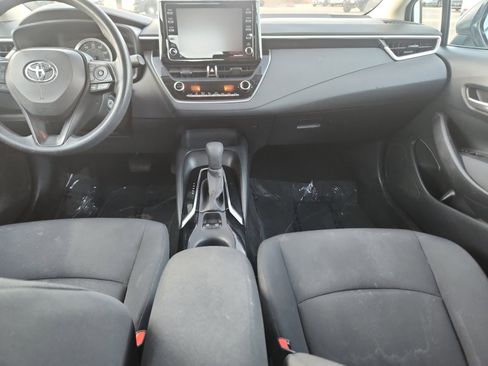 Used 2021 Toyota Corolla LE image 21
