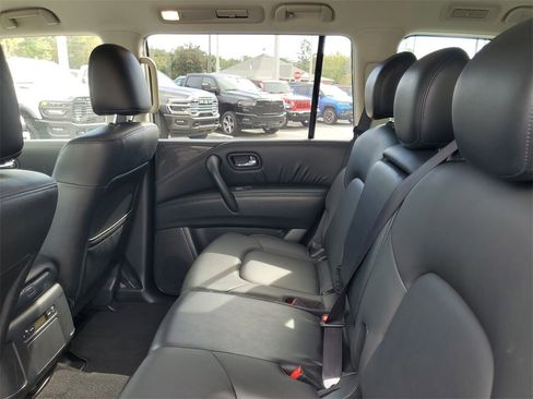 Used 2023 Nissan Armada SV image 29