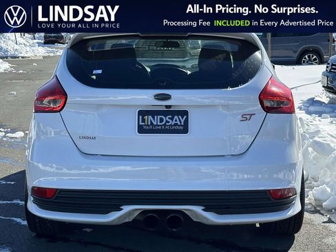 Used 2018 Ford Focus ST FWD image 6