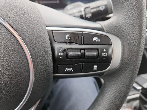 Used 2025 Kia K5 LXS image 15