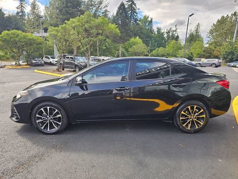 Used 2017 Toyota Corolla XSE w/ Carpet Mat Package (TMS) FWD image 4