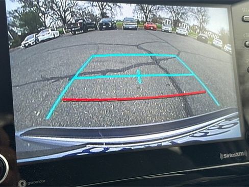 Used 2021 Toyota Corolla LE image 27