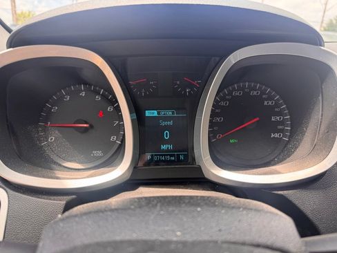 Used 2015 Chevrolet Equinox LS FWD image 10