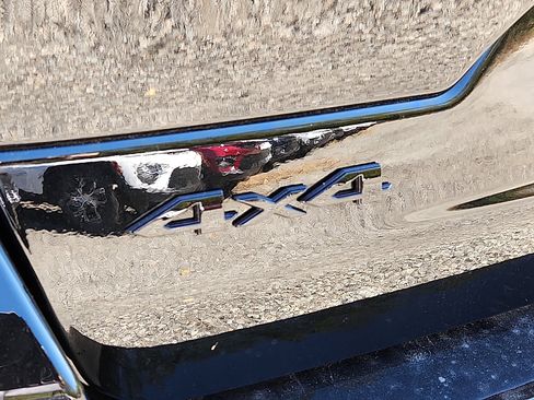 New 2025 Jeep Grand Cherokee Altitude image 20