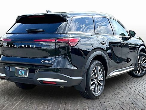 Certified 2026 INFINITI QX60 Luxe w/ Cargo Package AWD/4WD image 9