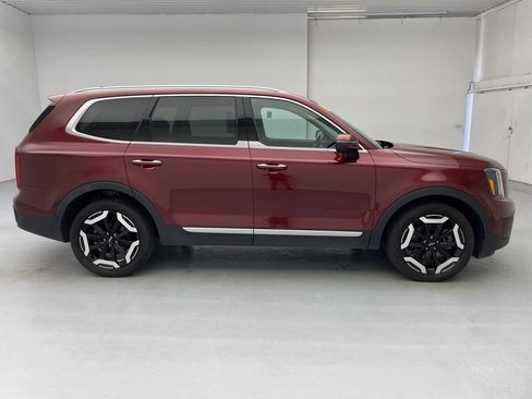 Used 2023 Kia Telluride S w/ S Sunroof Package image 12