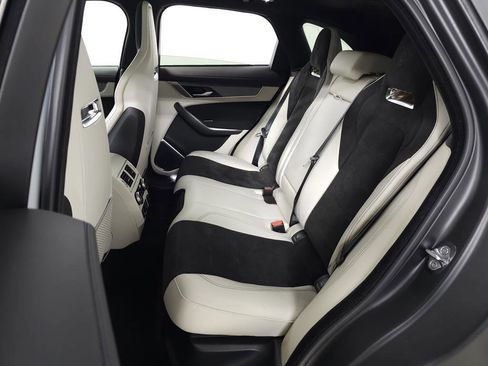 Used 2021 Jaguar F-PACE SVR image 37