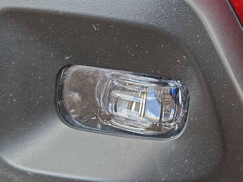 Used 2022 Nissan Pathfinder SL w/ SL Black Package image 11