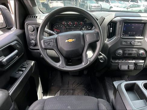 Used 2025 Chevrolet Silverado 1500 Custom AWD/4WD image 9