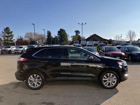 Used 2024 Ford Edge Titanium AWD/4WD image 4