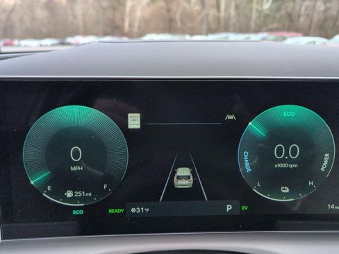 New 2026 Hyundai Tucson Limited image 16