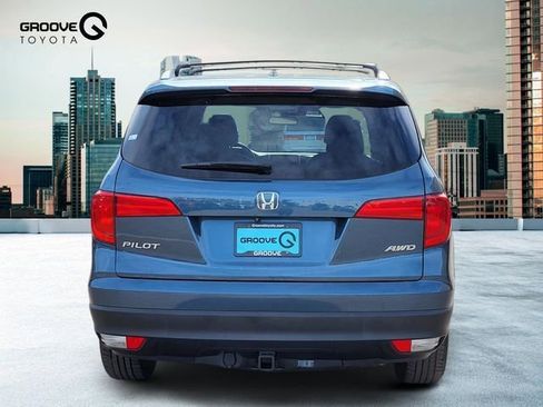 Used 2018 Honda Pilot EX image 4