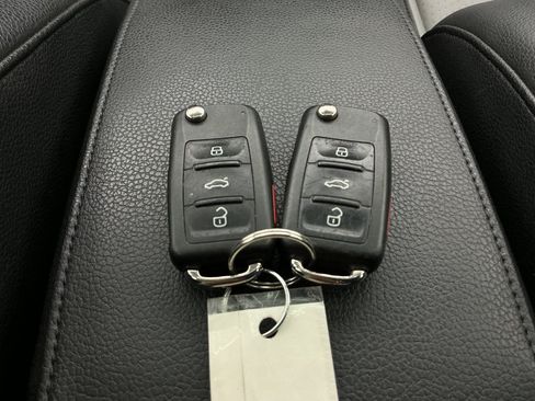 Used 2016 Volkswagen Jetta SEL Premium FWD image 43