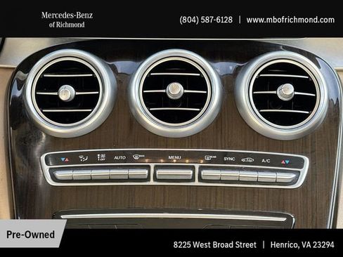 Used 2021 Mercedes-Benz GLC 300 4MATIC image 17