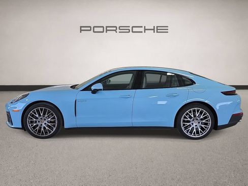 Certified 2026 Porsche Panamera 4 E-Hybrid AWD/4WD image 2