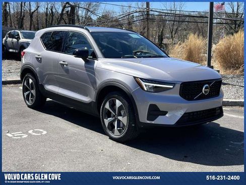 New 2026 Volvo XC40 B5 Core w/ Protection Package Premier image 1