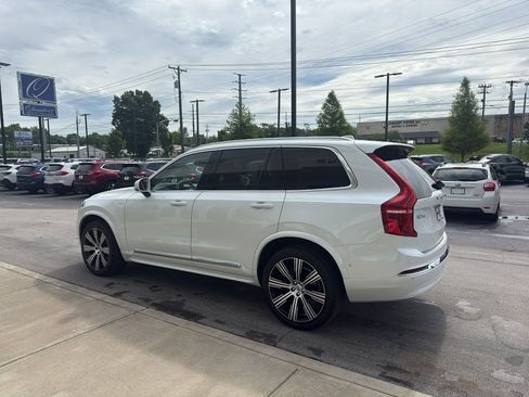 Used 2023 Volvo XC90 B6 Ultimate w/ Protection Package Premier AWD/4WD image 5